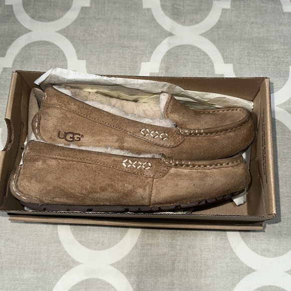 UGG Ansley Slippers in Chestnut size 7 with box - Picture 7 of 7